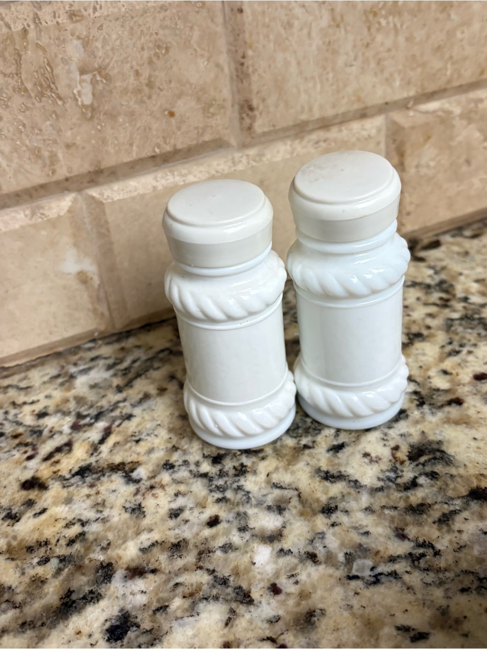 Vintage White Milk Glass Salt and Pepper Shakers - Twisted Rope Detail